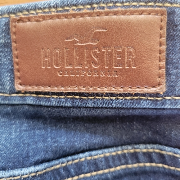 Jean's - Picture 4 of 4